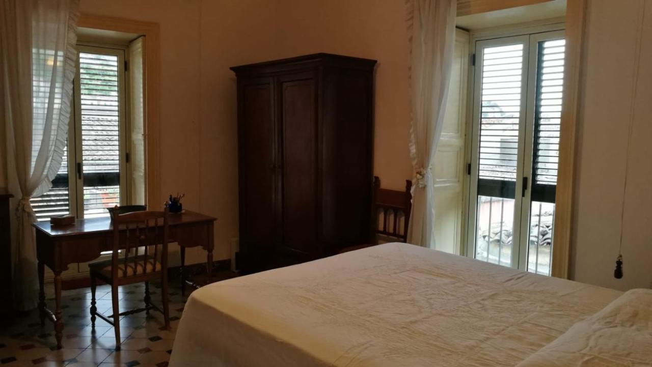 Casa Vacanza Vico Medica Modica Exterior photo